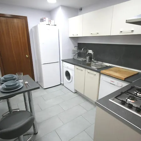 Apartment Edificio Hilera Grupalmalaga